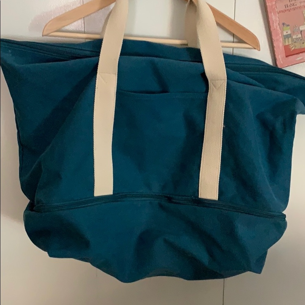 Canvas weekender bag